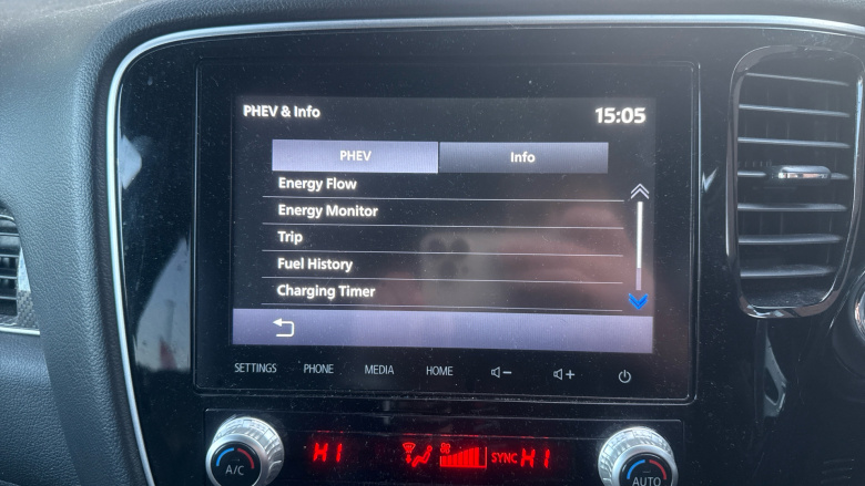 Mitsubishi Outlander 2.4 PHEV Dynamic Safety 5dr Auto Estate